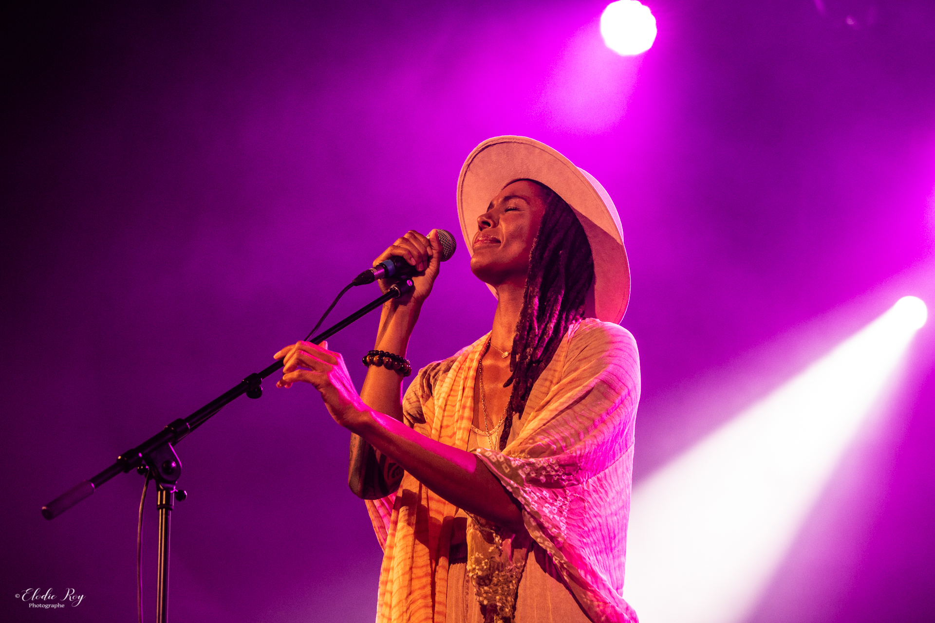 Ayo – Trianon de Paris