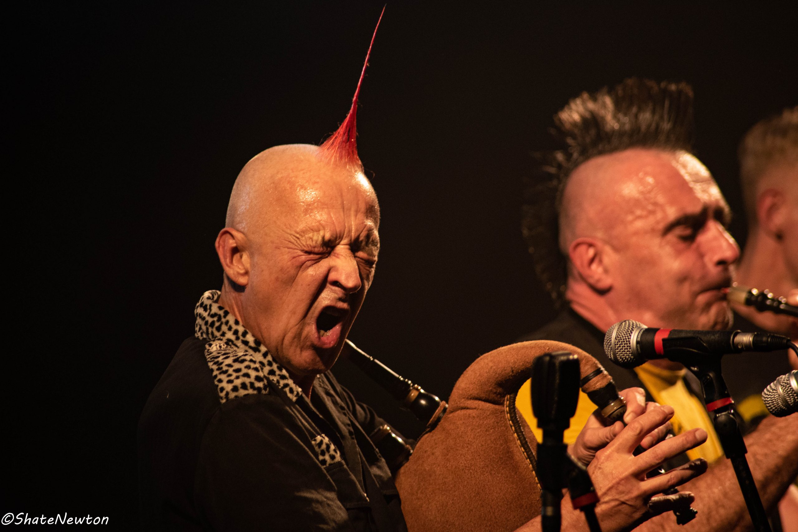 Les Ramoneurs de Menhirs + Dirty Shirt – Le Trabendo
