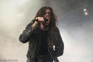 Regarde les Hommes Tomber-Hellfest-dimanche 19 juin 2022-Elise Diederich 12