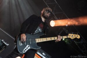 Regarde les Hommes Tomber-Hellfest-dimanche 19 juin 2022-Elise Diederich 13