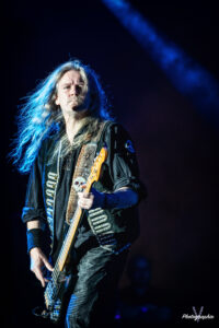 Running Wild-3610-Modifier