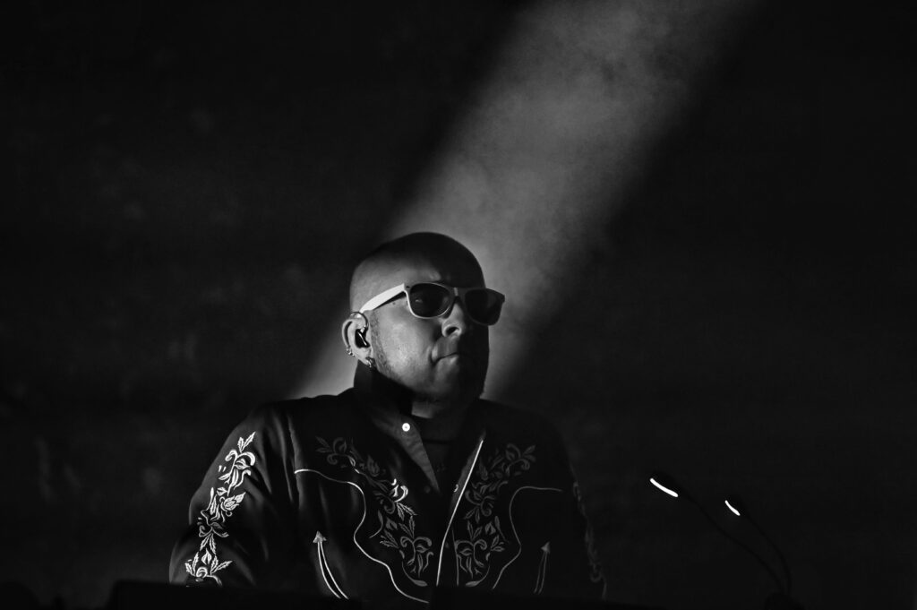 The_Sisters_Of_Mercy_33