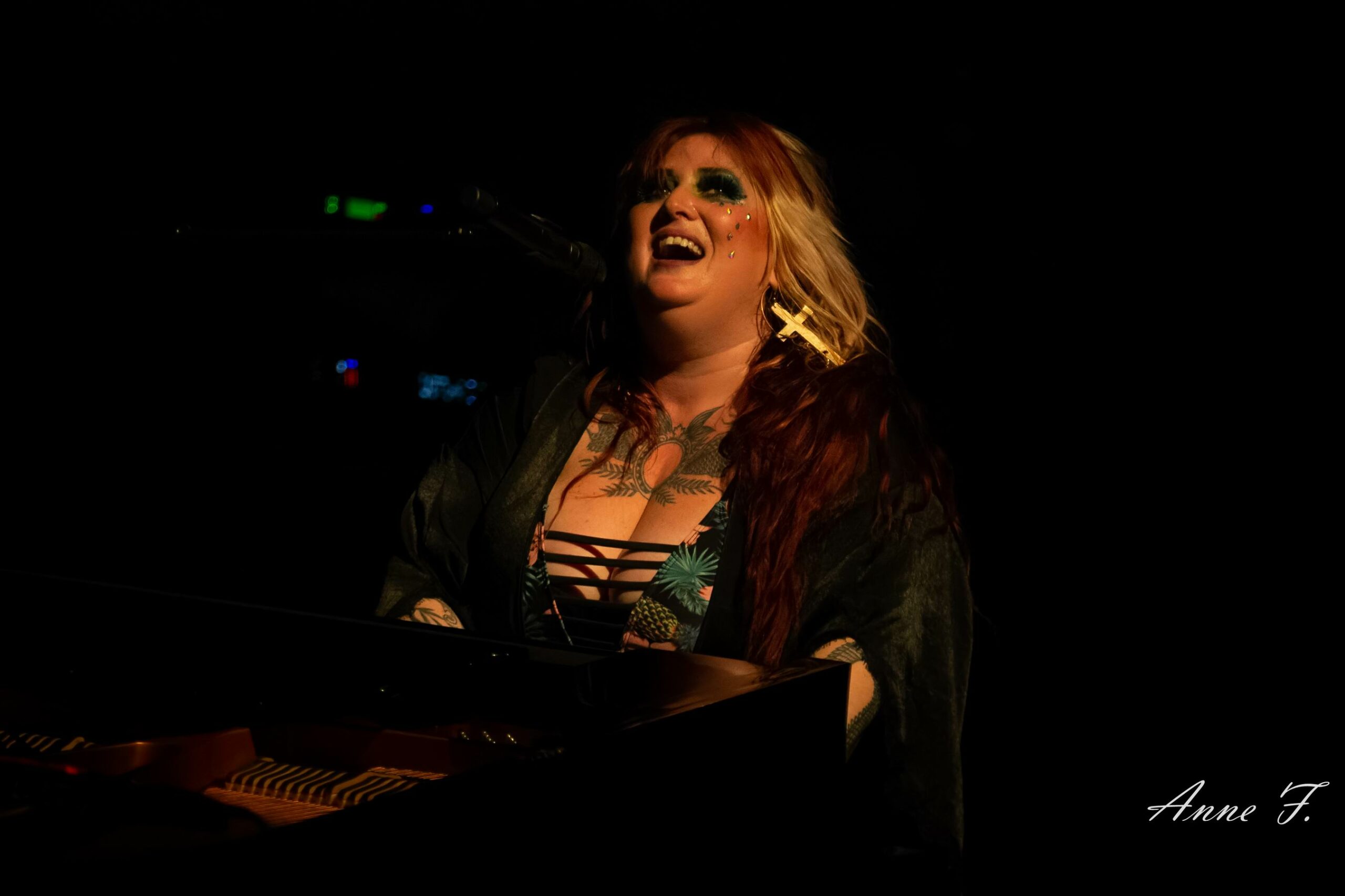 SARAH MCCOY + ROSAWAY – FILE7 – 08/12/2023