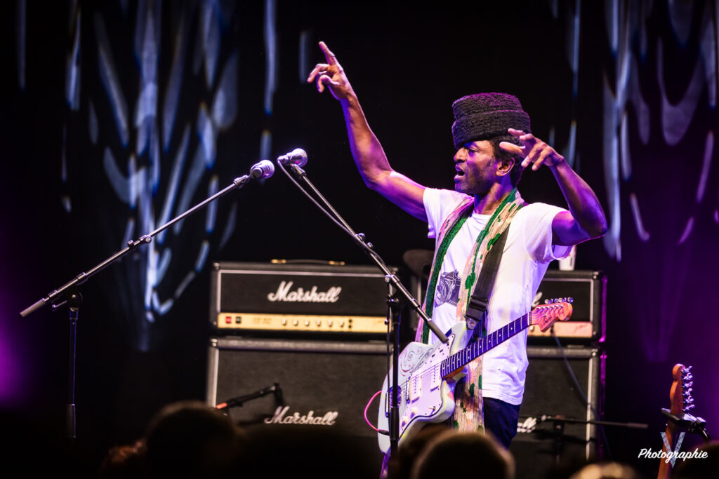 Keziah Jones - Le Forum Vaureal - V.Photographie--16