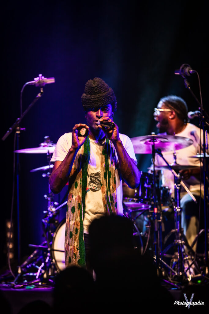 Keziah Jones - Le Forum Vaureal - V.Photographie--17