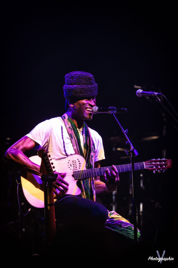 Keziah Jones - Le Forum Vaureal - V.Photographie--19