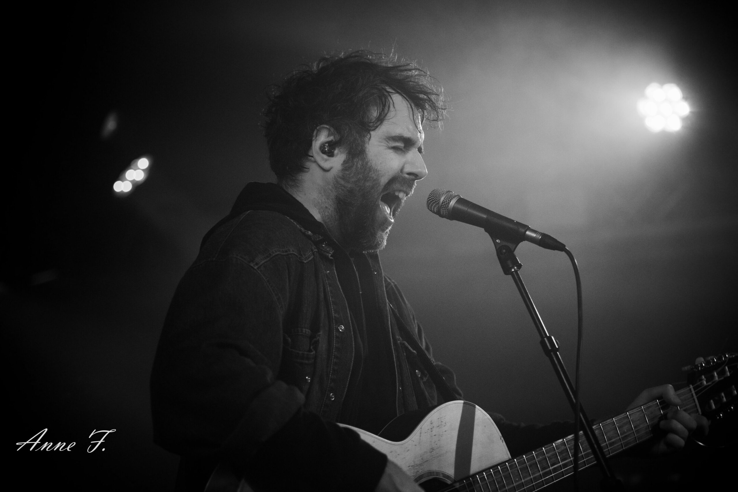 STUCK IN THE SOUND + BLEU REINE – La Boule Noire – 05/04/2024