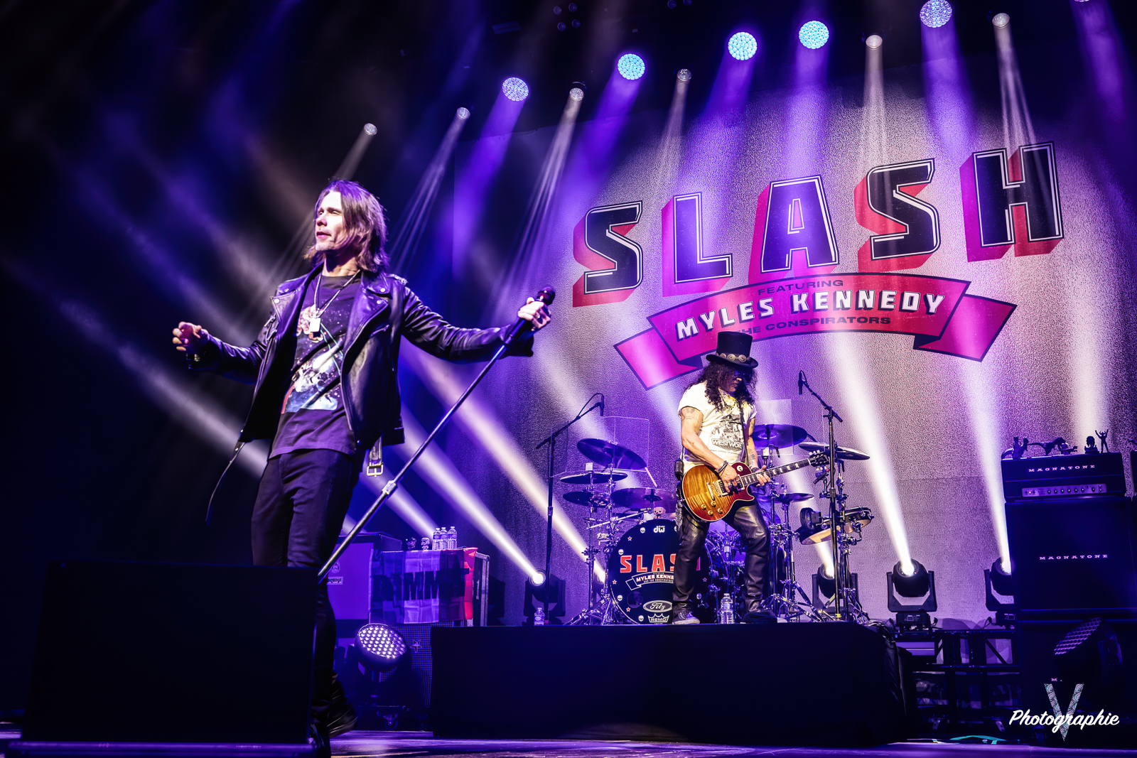 SLASH feat MYLES KENNEDY & THE CONSPIRATORS + MAMMOTH WVH – LE ZENITH – 29/04/2024