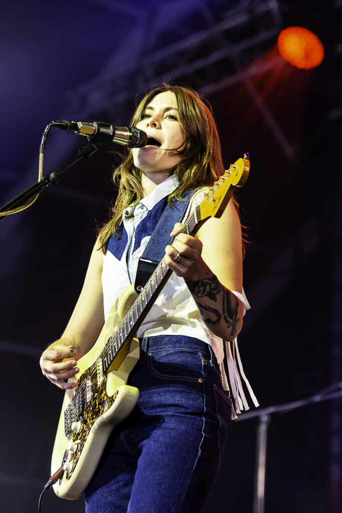 24-07-19-soiree-2-guitare-en-scene-dm-22485-Avec accentuation-Bruit