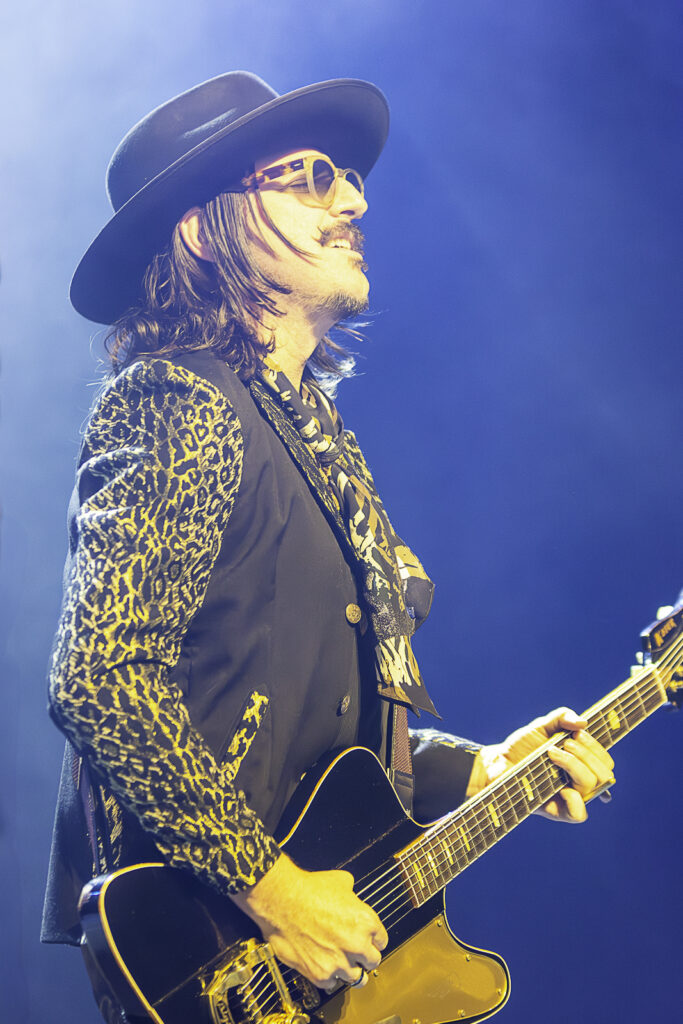 24-07-19-soiree-2-guitare-en-scene-dm-22563-Avec accentuation-Bruit