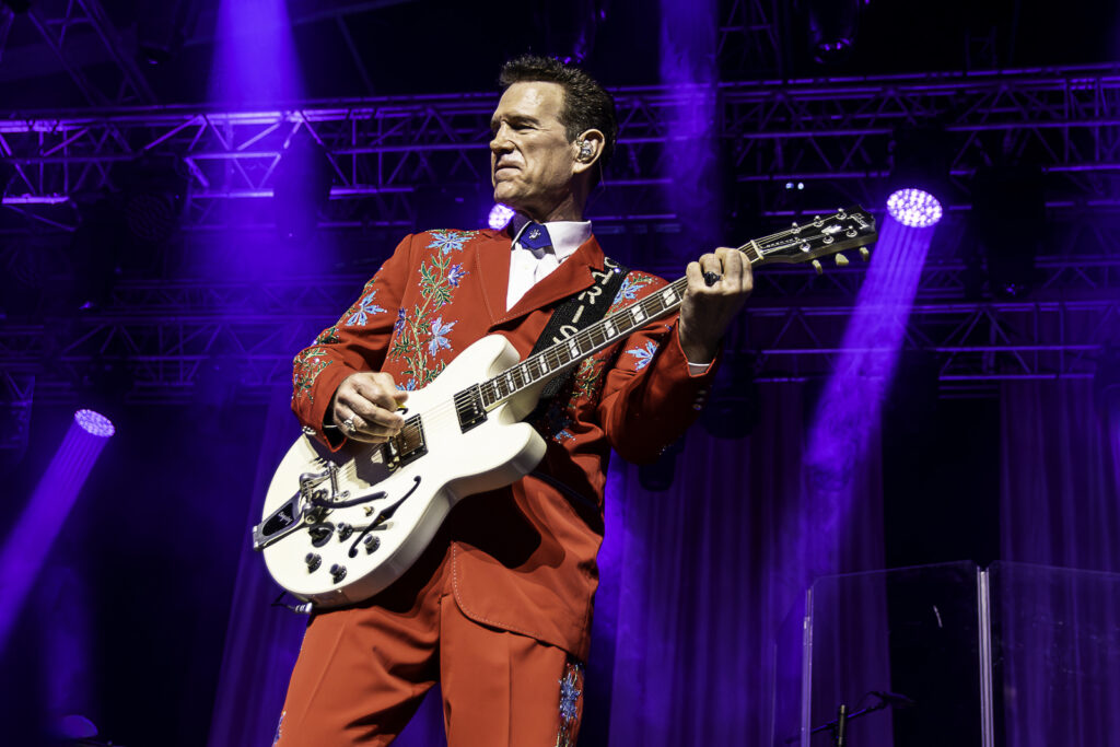24-07-19-soiree-2-guitare-en-scene-dm-8847-Avec accentuation-Bruit