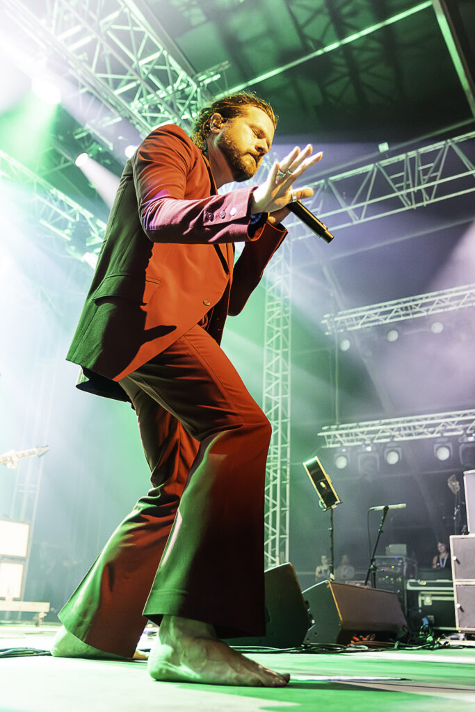 24-07-19-soiree-2-guitare-en-scene-dm-8943-Avec accentuation-Bruit