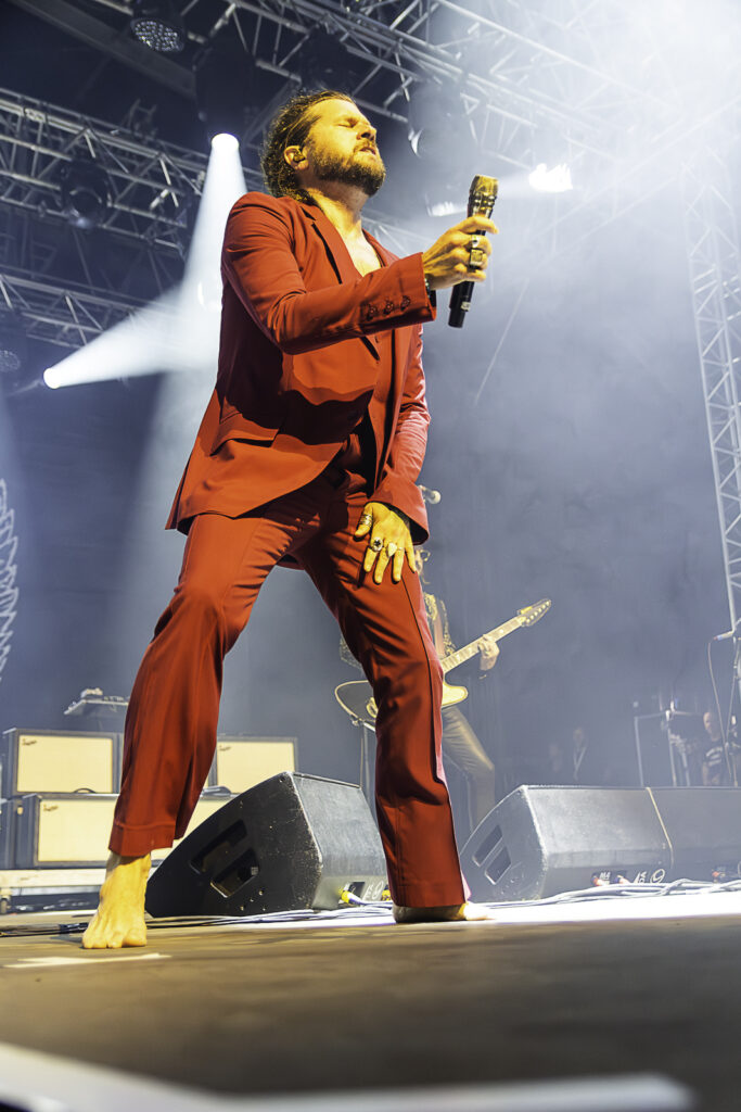 24-07-19-soiree-2-guitare-en-scene-dm-8978-Avec accentuation-Bruit
