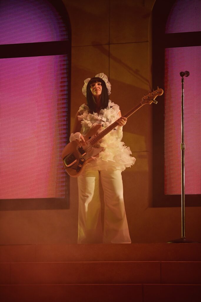 Khruangbin_4113