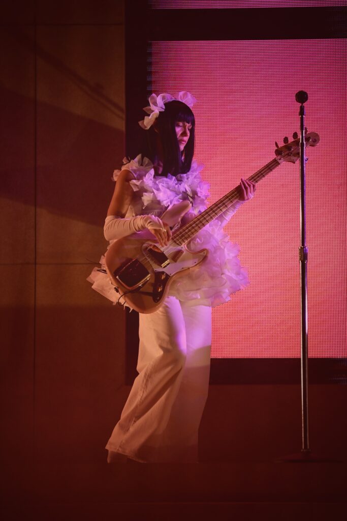 Khruangbin_4117