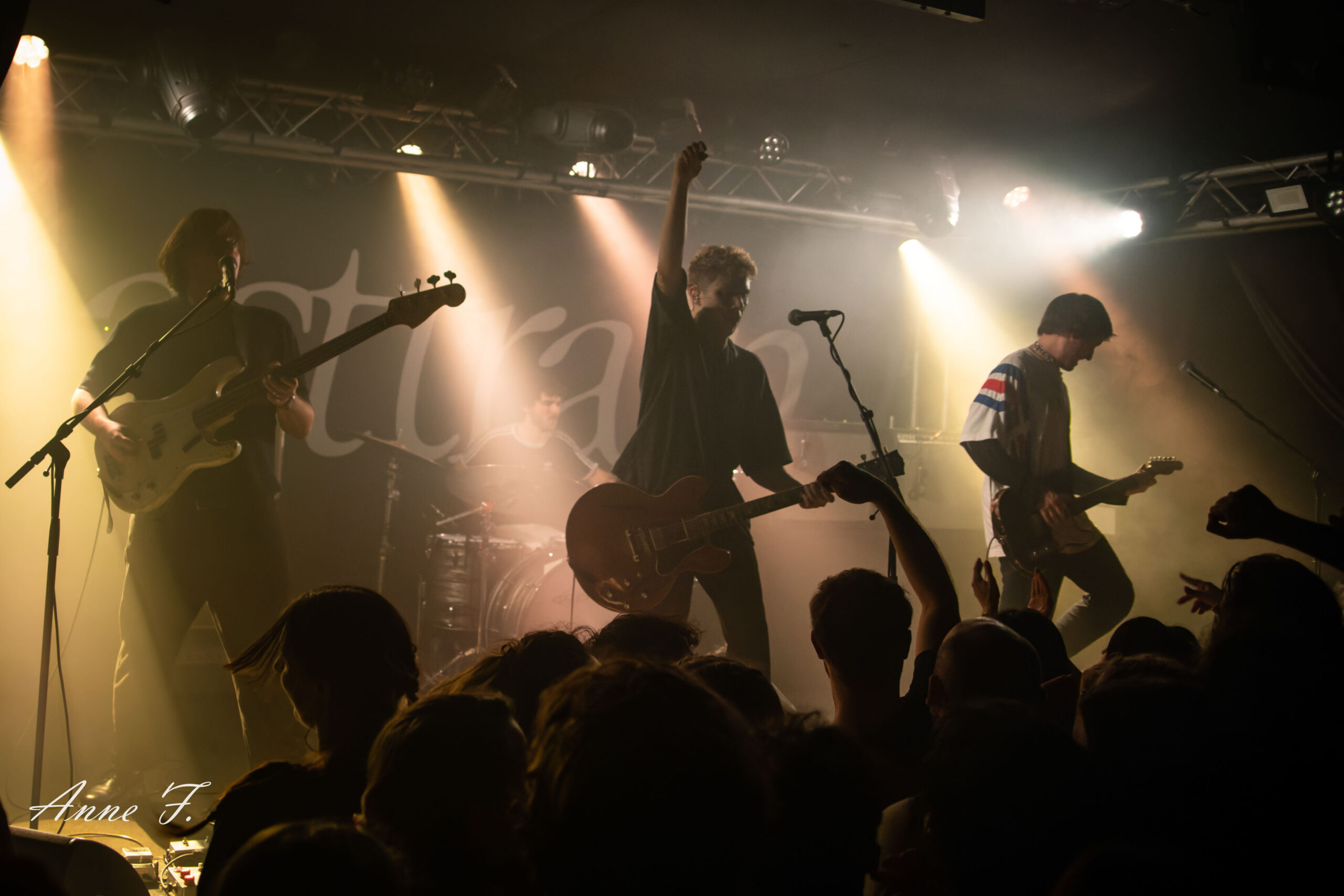LAST TRAIN + DITTER – La Boule Noire – 29/11/2024