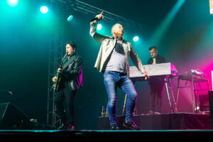 250716-simple-minds-cherry-guitare-en-scene-dm-5511-Avec accentuation-Bruit