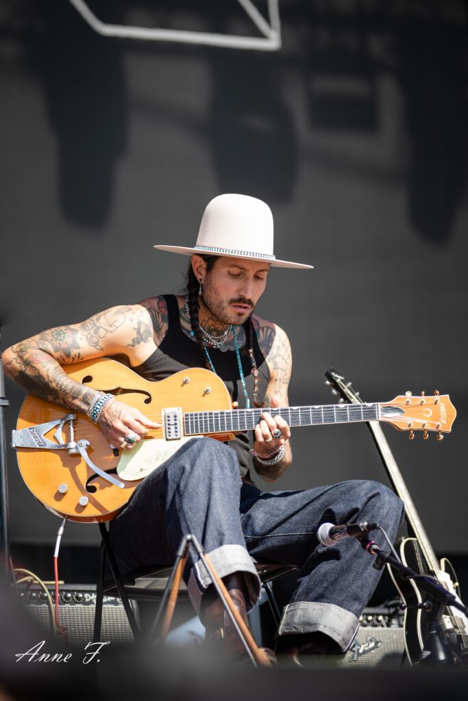 Hermanos Guttierez-2-3