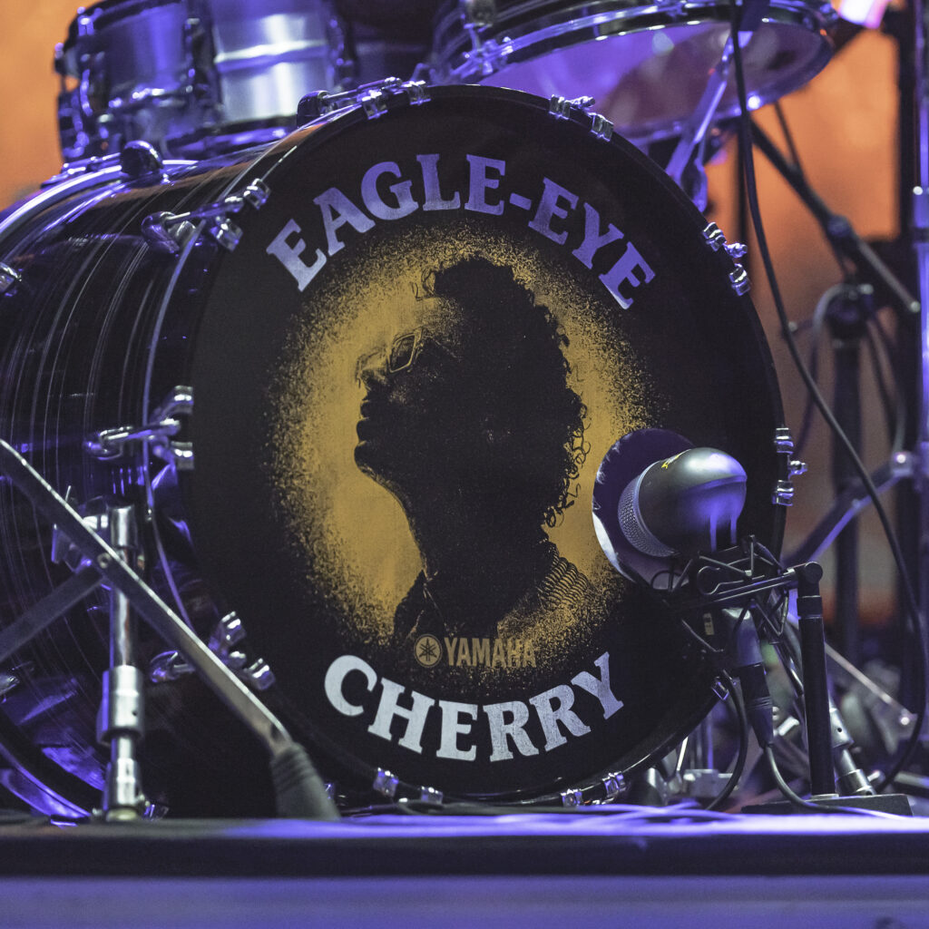 Eagle Eyes Cherry – Milyclic – 011102025-1