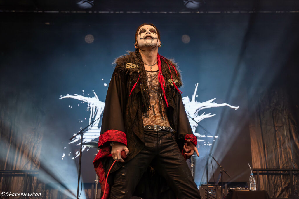 Keisuke, le chanteur du groupe