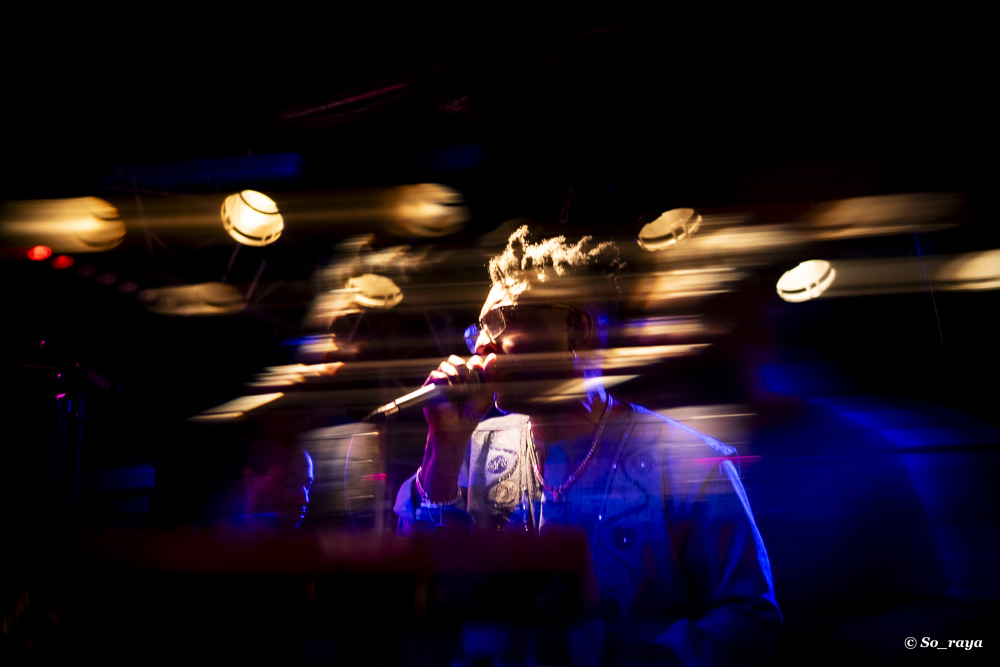 Omar avec sa voix chaude 